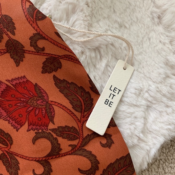 NWT Let It Be Orange Floral Sleeveless Top- Size M - Picture 4 of 11